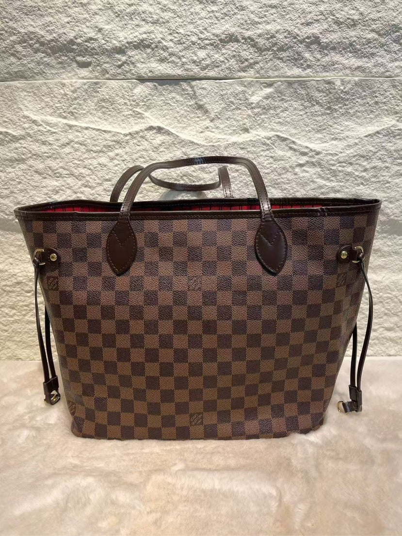 Louis Vuitton Neverfull MM Damier Ebene Shoulder Bag