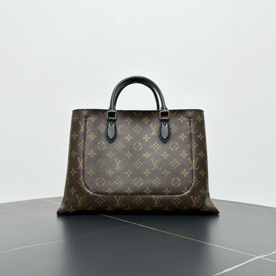 Louis Vuitton Montaigne MM Monogram Canvas Two Way Bag