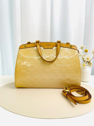 Louis Vuitton Wilshire Yellow Vernis Handbag