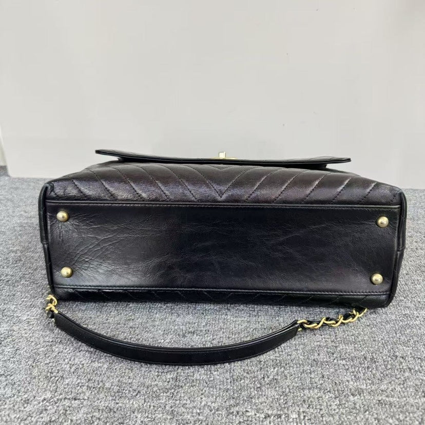 Top Quality Chanel Chevron Black Handle Bag