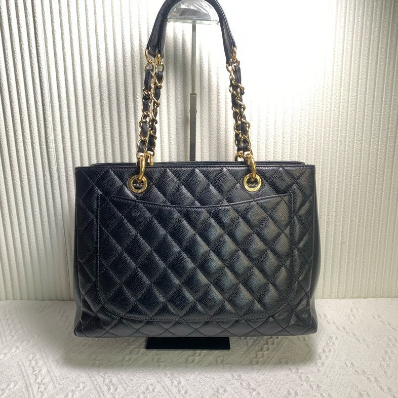 Top Quality Chanel GST Black Quilted Leather Shoulder Tote Bag 11983436