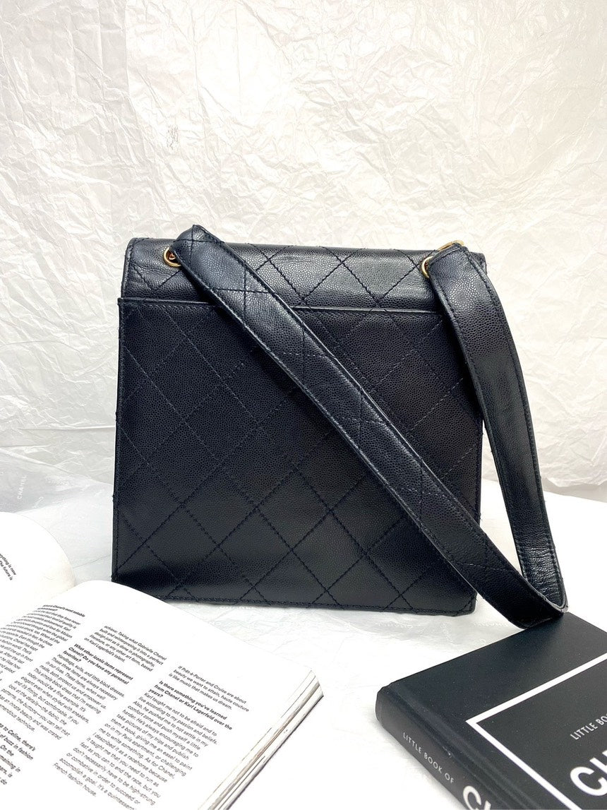 Top Quality Chanel Black Gold Diamond Pattern Lychee Leather Kelly Shoulder Bag 20" * 21" with Card