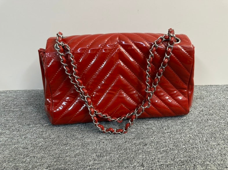 Top Quality Chanel Chevron Red Patent Leather Shoulder Bag