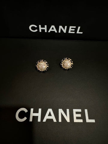 Top Quality Chanel Sunflower CC Pearl Gold Chain Leather Earrings 21k