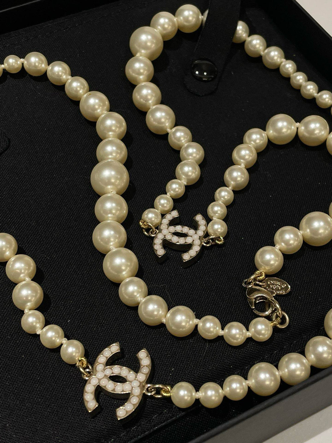 Top Quality Chanel Pearl Long Necklace White 100cm Necklaces