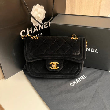 Top Quality Chanel Quilted Classic Black Velvet Shoulder Bag - Medium