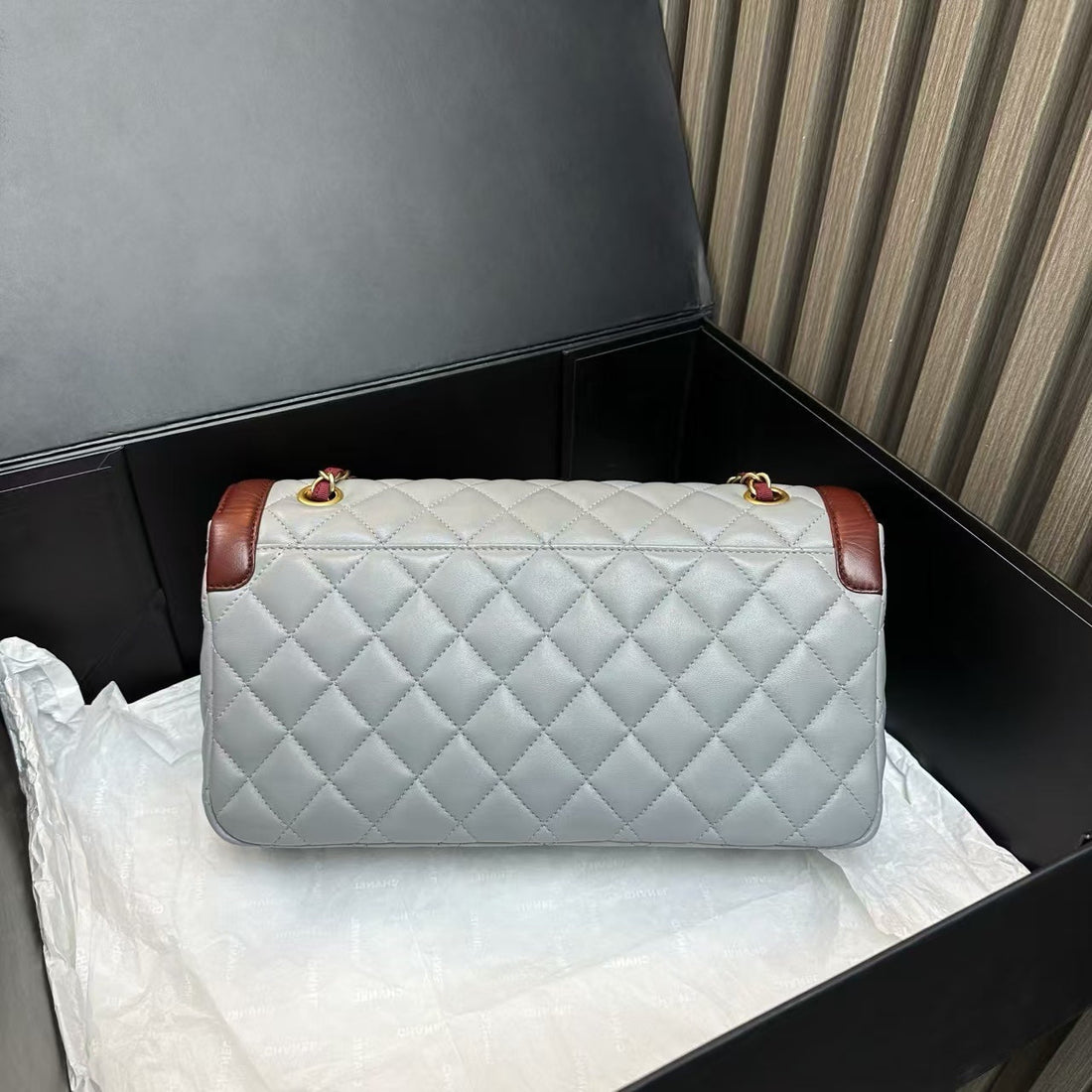 Chanel Flap Bag Grey and Burgundy Leather Shoulder Bag