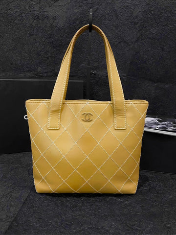 Top Quality Chanel Vivian Calfskin External Stitching Handbag Yellow Tote