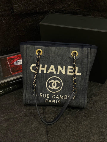 Chanel Almost New Navy Blue & White Bench Tote Bag S Size #17 with Card