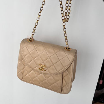 Chanel  Leather Chain Shoulder Bag Beige - AF606