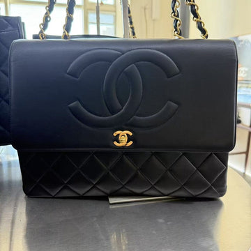 Chanel Flap Bag Black Leather Shoulder Bag