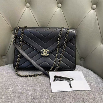 Chanel Chevron Black Shoulder Bag in Lambskin Leather